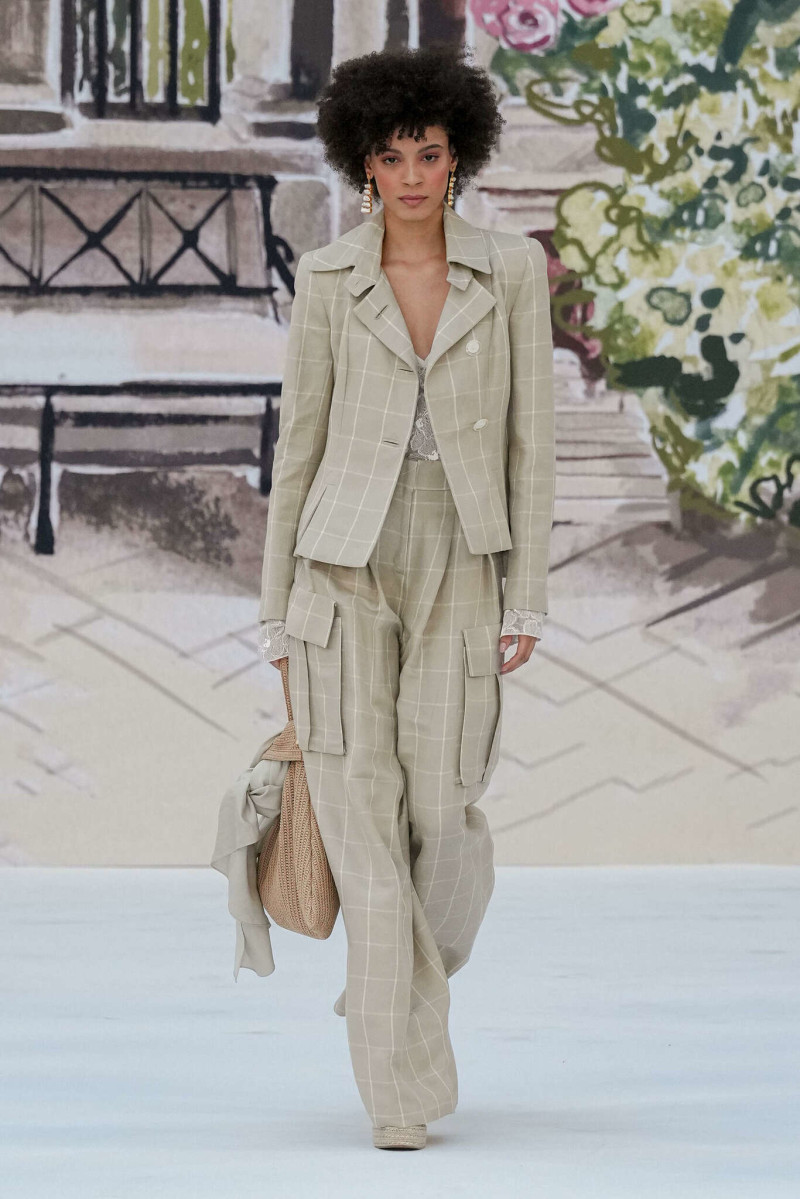 Paul Costelloe fashion show for Spring/Summer 2024