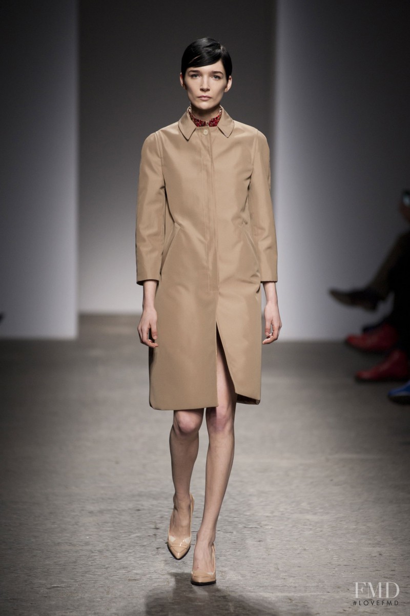 Janice Alida featured in  the N° 21 fashion show for Autumn/Winter 2013