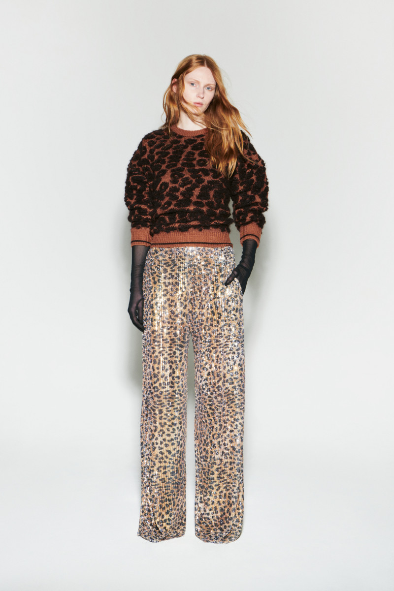 Ann Taylor Factory lookbook for Pre-Fall 2024