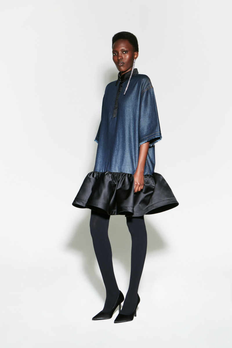 Ann Taylor Factory lookbook for Pre-Fall 2024