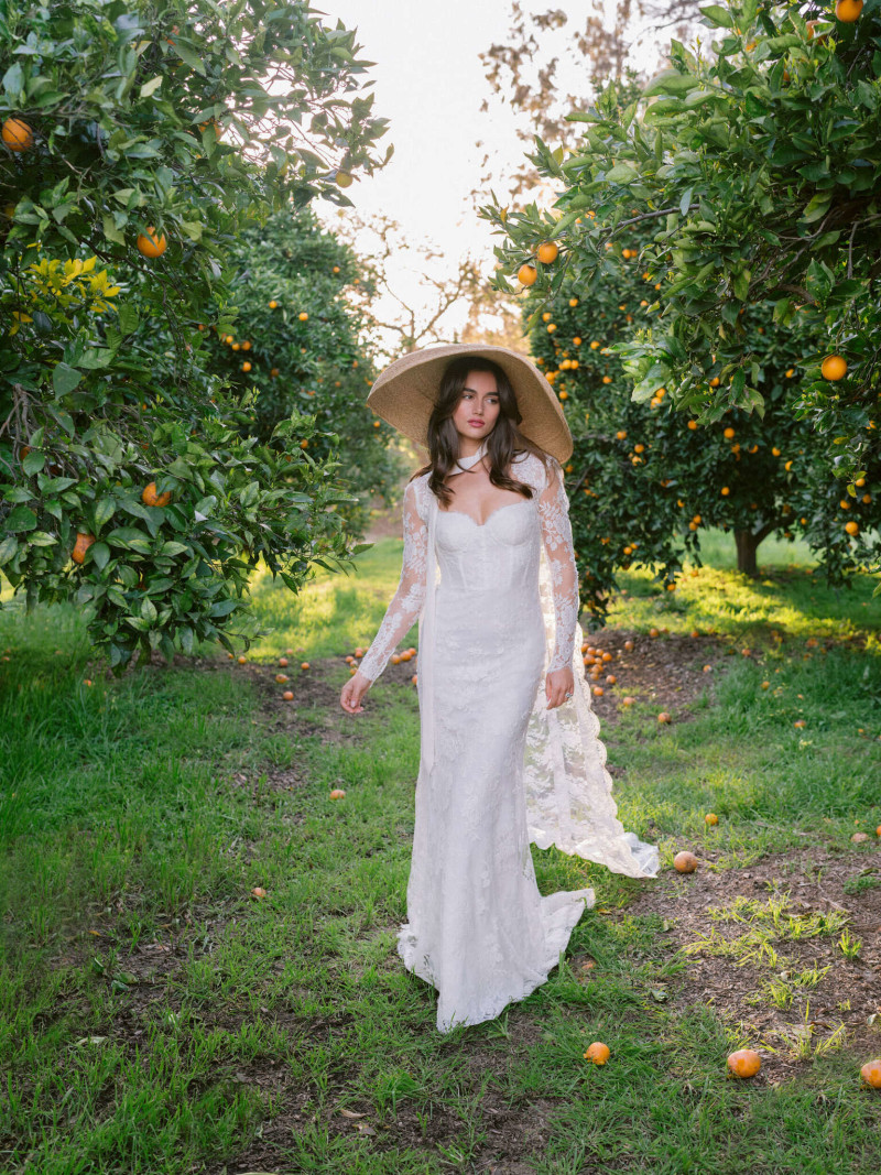 Monique Lhuillier Bridal lookbook for Spring 2024