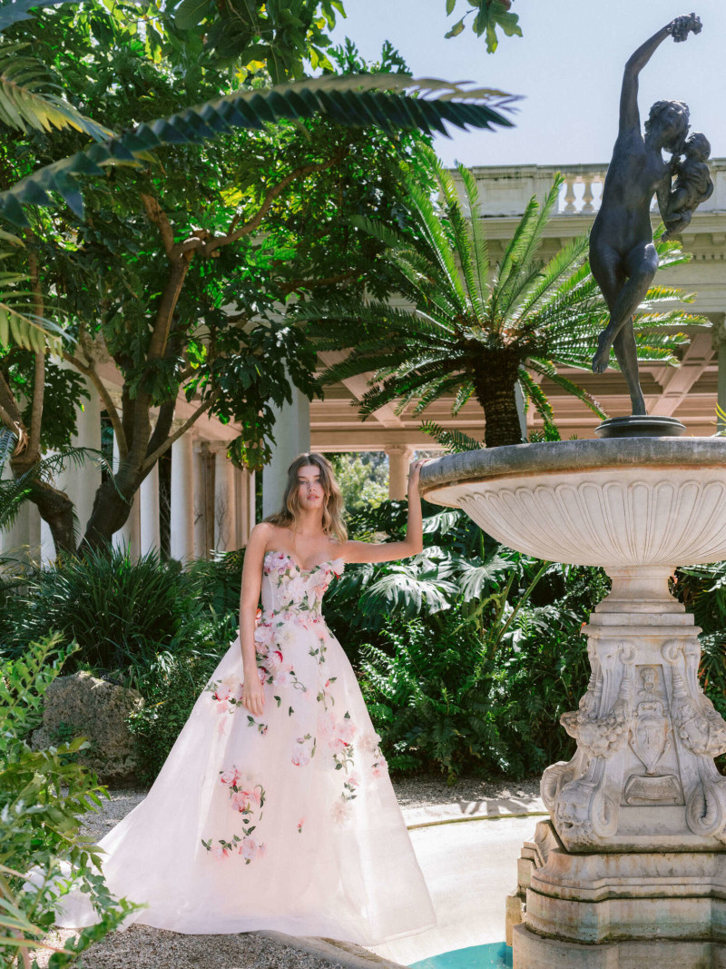 Monique Lhuillier Bridal lookbook for Spring 2024