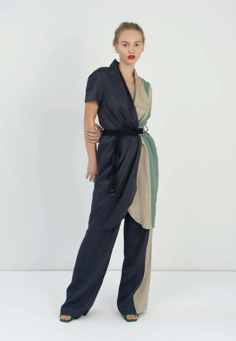 Anna Beck Designs lookbook for Spring/Summer 2022