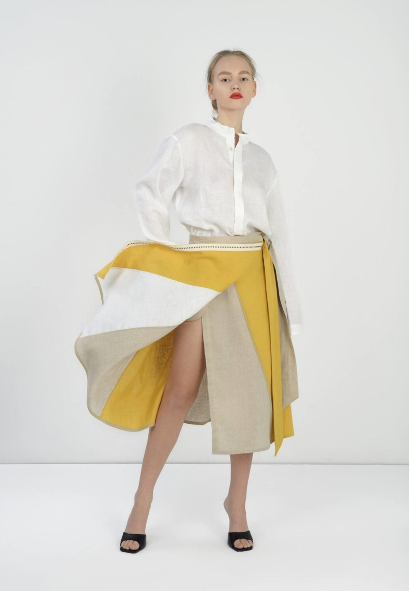 Anna Beck Designs lookbook for Spring/Summer 2022