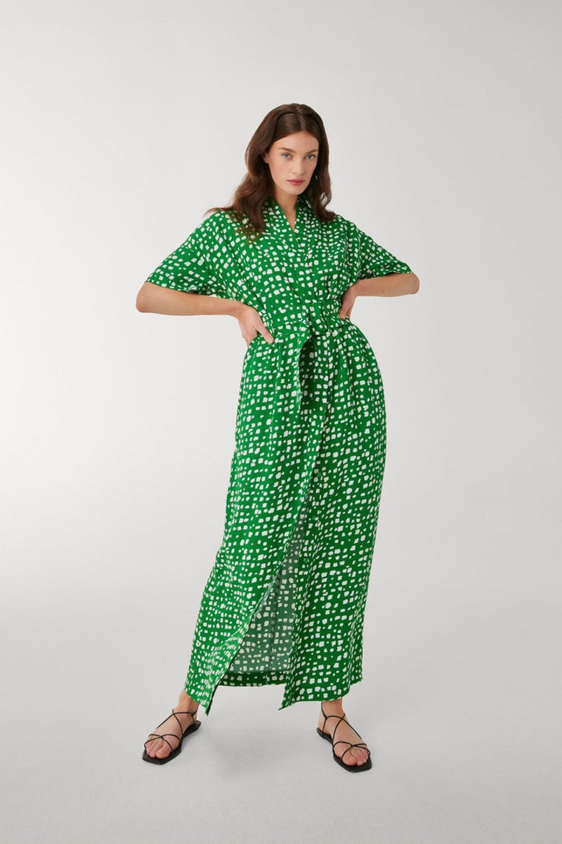 Jasper Conran lookbook for Spring/Summer 2022