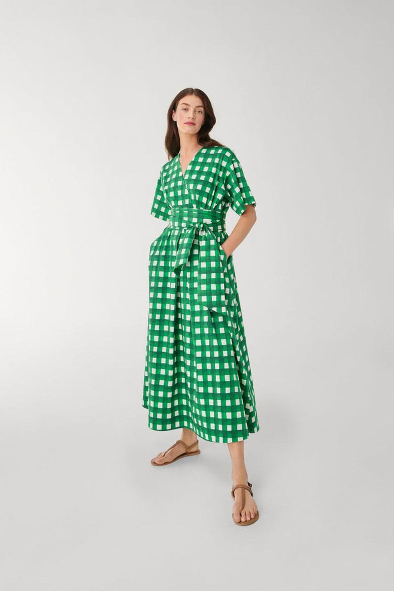 Jasper Conran lookbook for Spring/Summer 2022