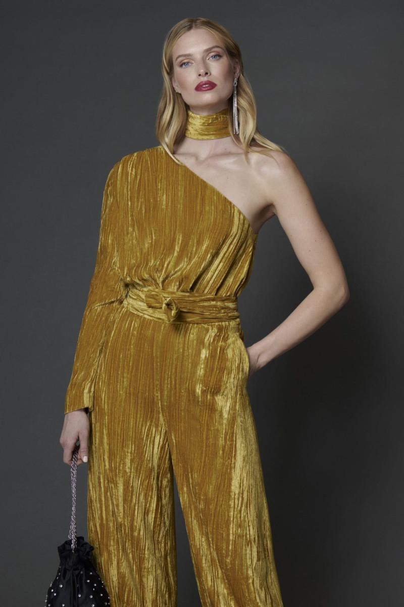 BCBG By Max Azria lookbook for Autumn/Winter 2022