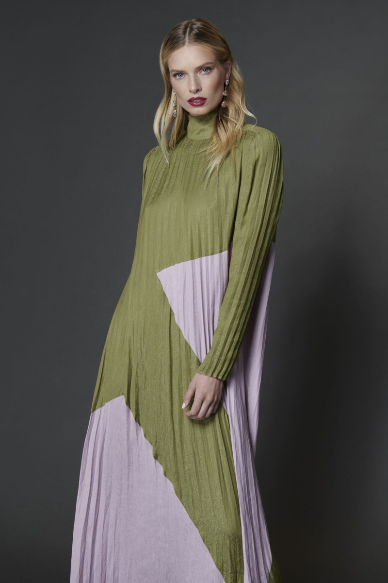 BCBG By Max Azria lookbook for Autumn/Winter 2022