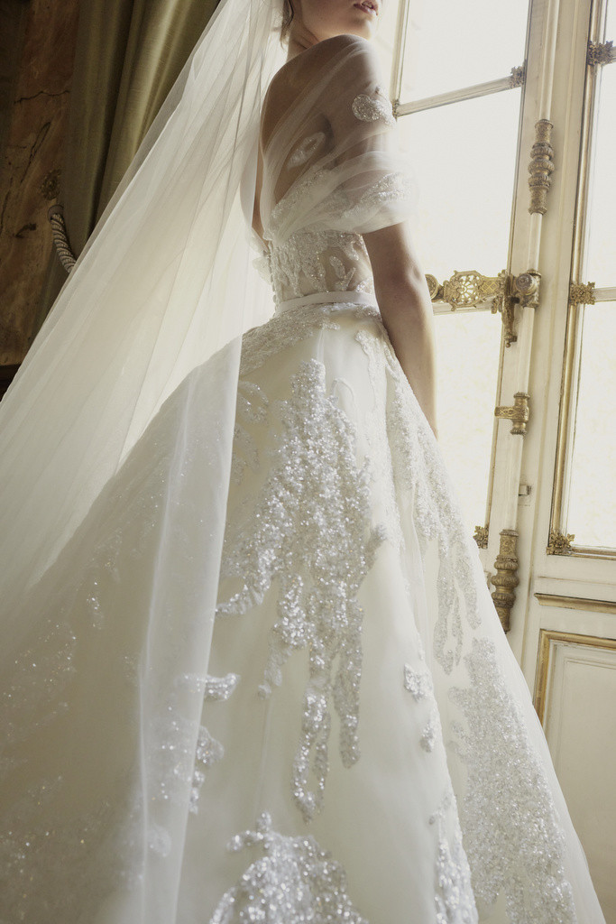 Elie Saab Bridal lookbook for Fall 2022