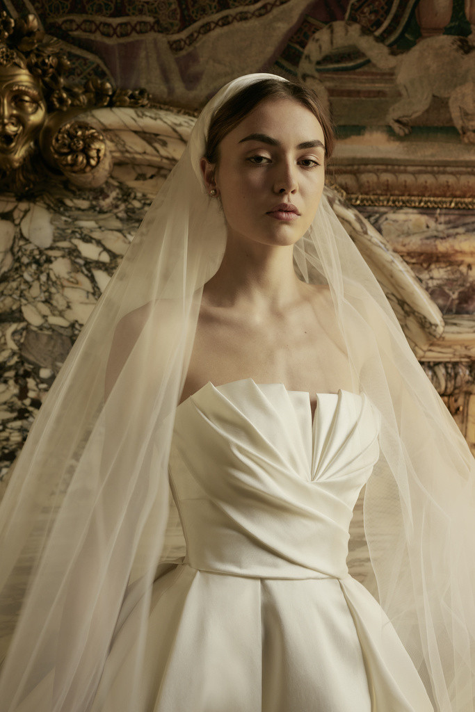 Elie Saab Bridal lookbook for Fall 2022