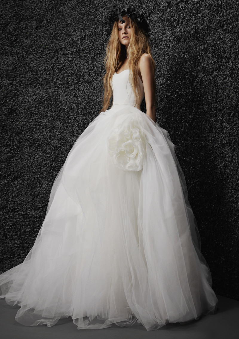 Pronovias lookbook for Fall 2022