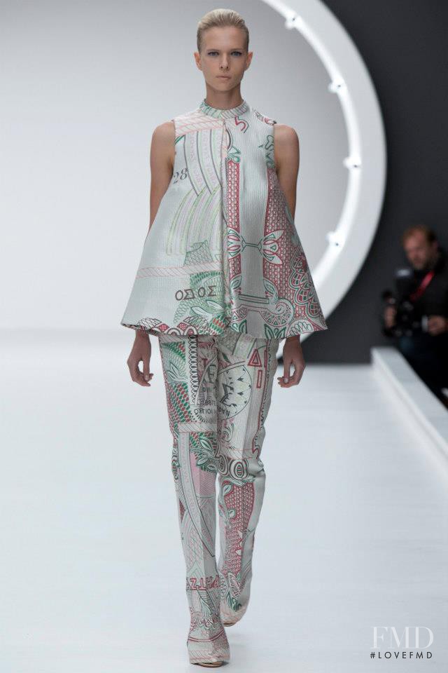 Alyona Subbotina featured in  the Mary Katrantzou fashion show for Spring/Summer 2013