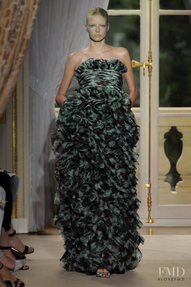 Elza Luijendijk Matiz featured in  the Giambattista Valli Haute Couture fashion show for Autumn/Winter 2012