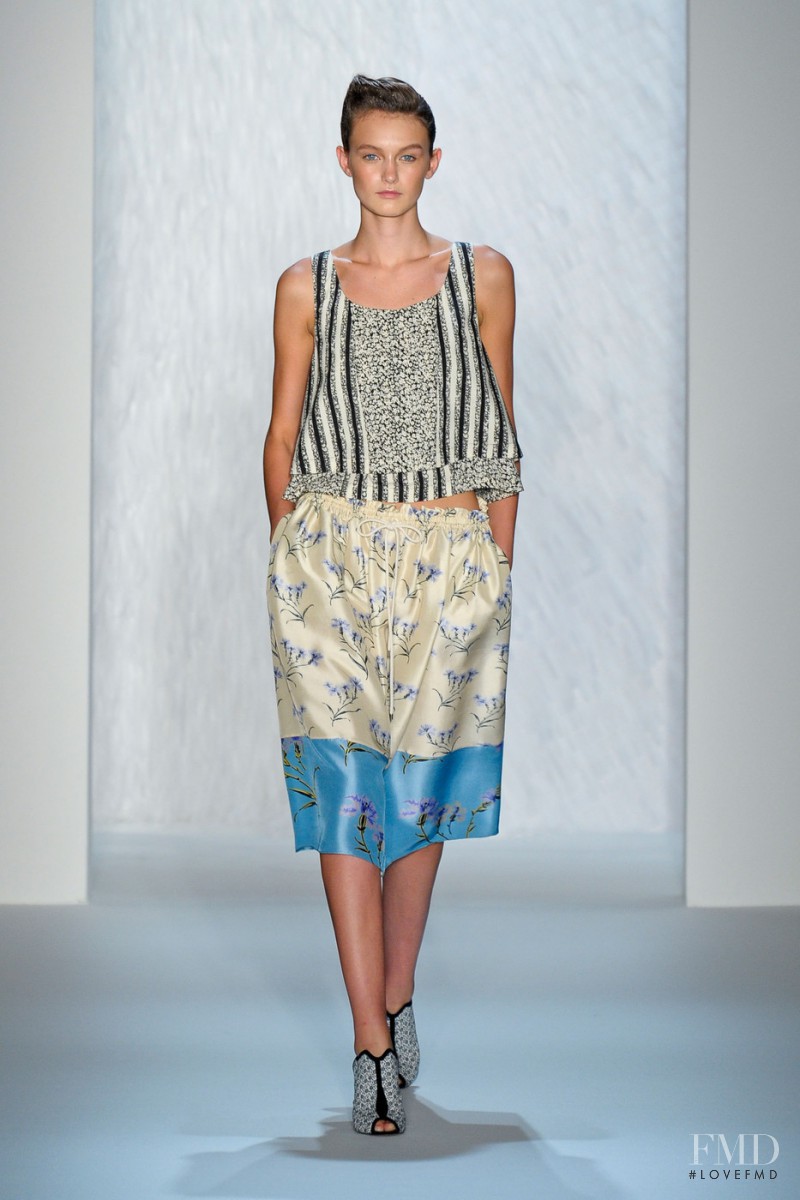 Andie Arthur featured in  the SUNO fashion show for Spring/Summer 2013