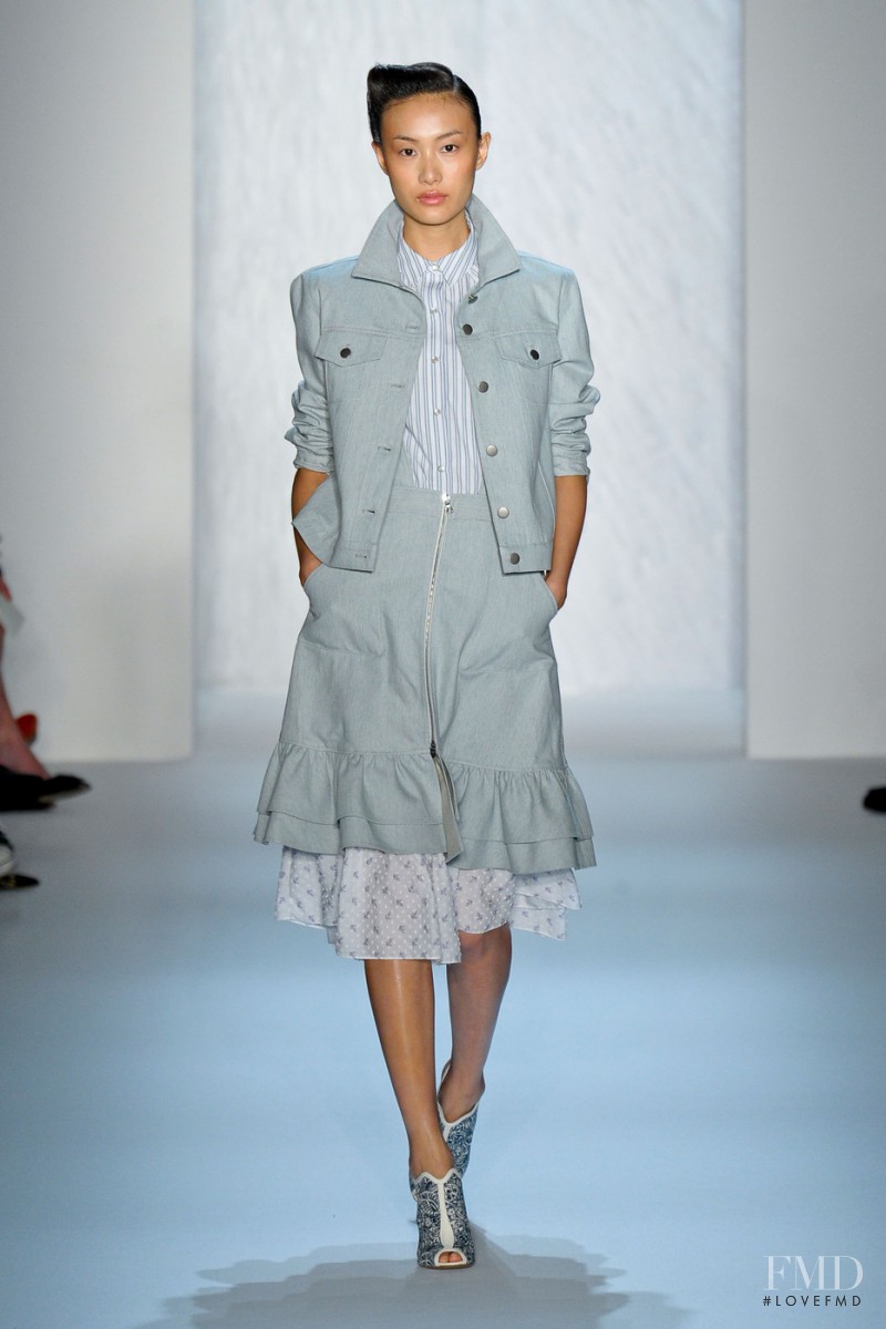 Shu Pei featured in  the SUNO fashion show for Spring/Summer 2013