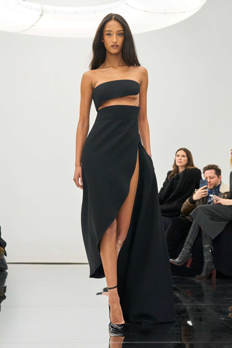 Alaia La Robe Spirale fashion show for Summer 2024