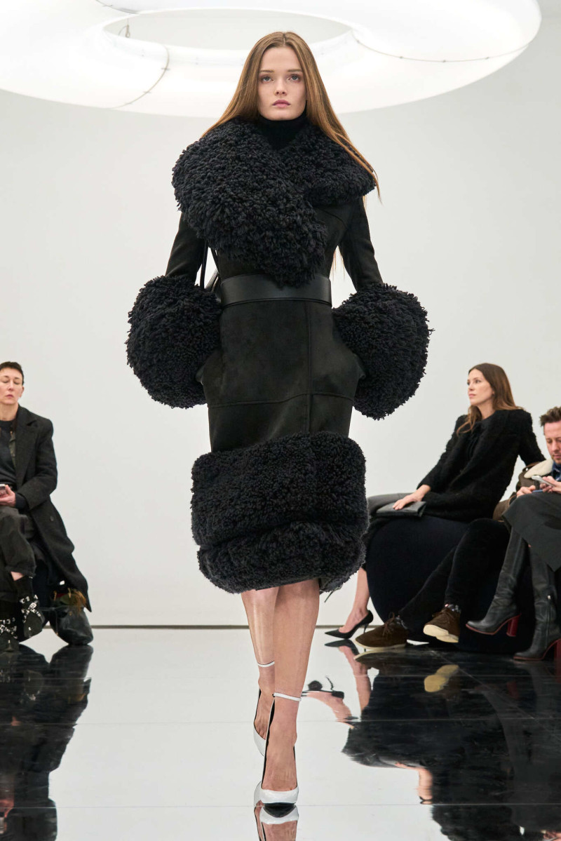 Alaia La Robe Spirale fashion show for Summer 2024