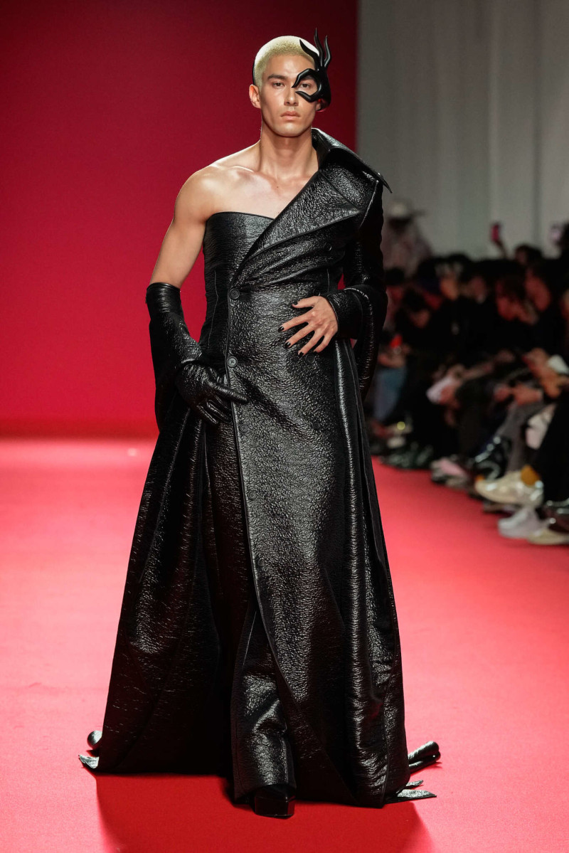 Robert Wun fashion show for Spring/Summer 2024