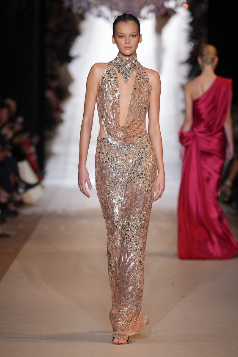 Hanna Tuuksam featured in  the Zuhair Murad fashion show for Spring/Summer 2024