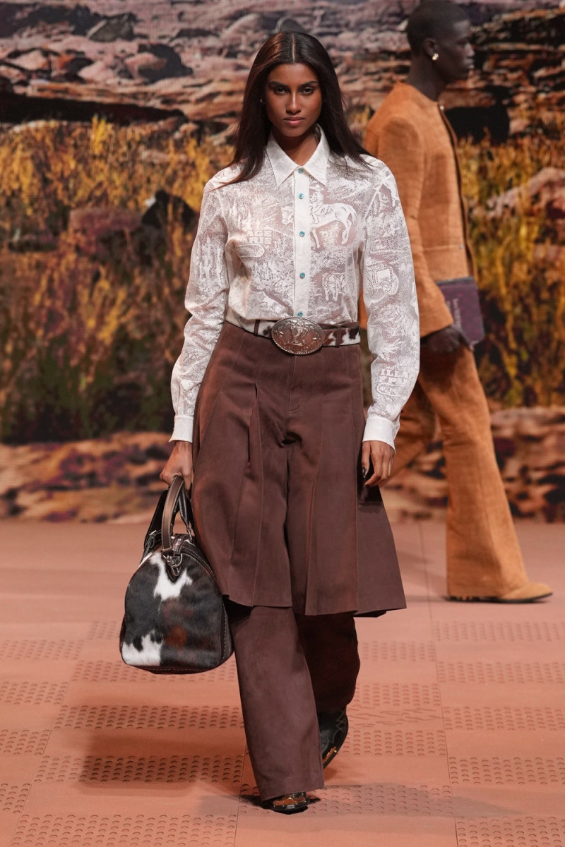 Imaan Hammam featured in  the Louis Vuitton fashion show for Autumn/Winter 2024