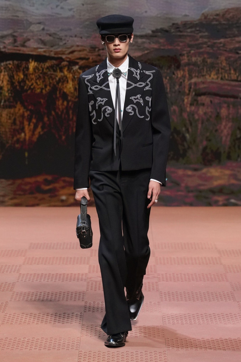 Zhaoyi Fan featured in  the Louis Vuitton fashion show for Autumn/Winter 2024