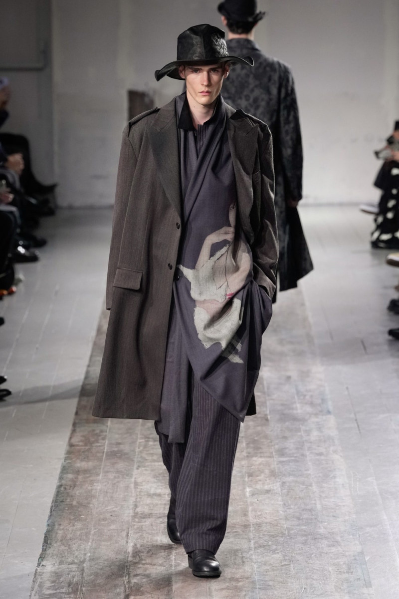 Yohji Yamamoto fashion show for Autumn/Winter 2024