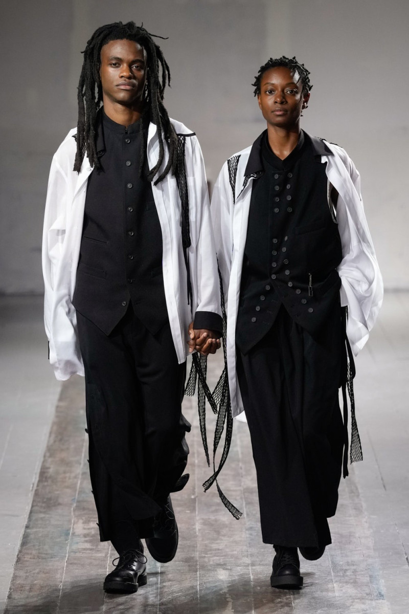 Yohji Yamamoto fashion show for Autumn/Winter 2024