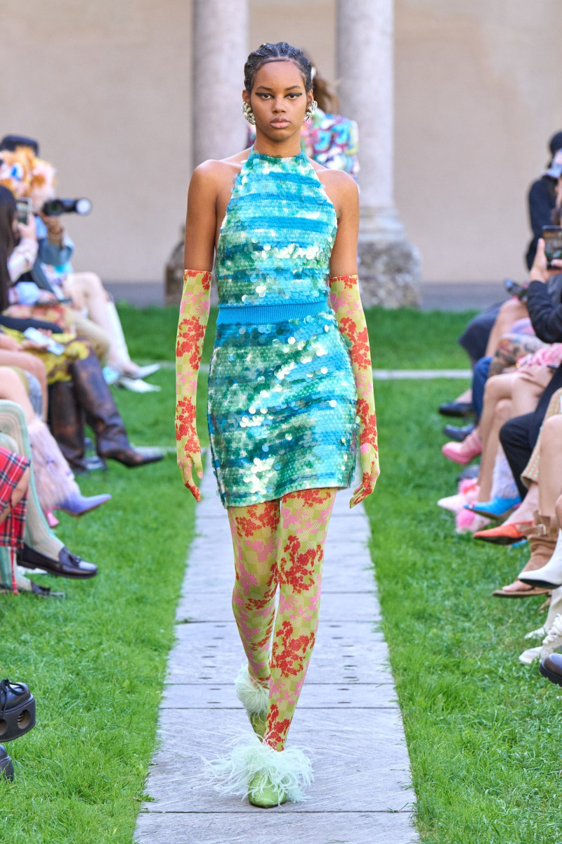 Shuting Qiu fashion show for Spring/Summer 2024