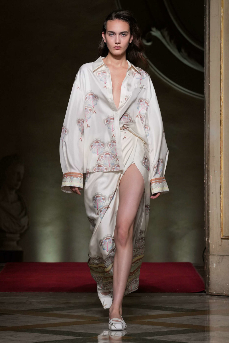 Hui Milano fashion show for Spring/Summer 2024