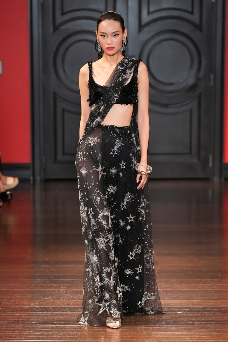 Naeem Khan fashion show for Spring/Summer 2024