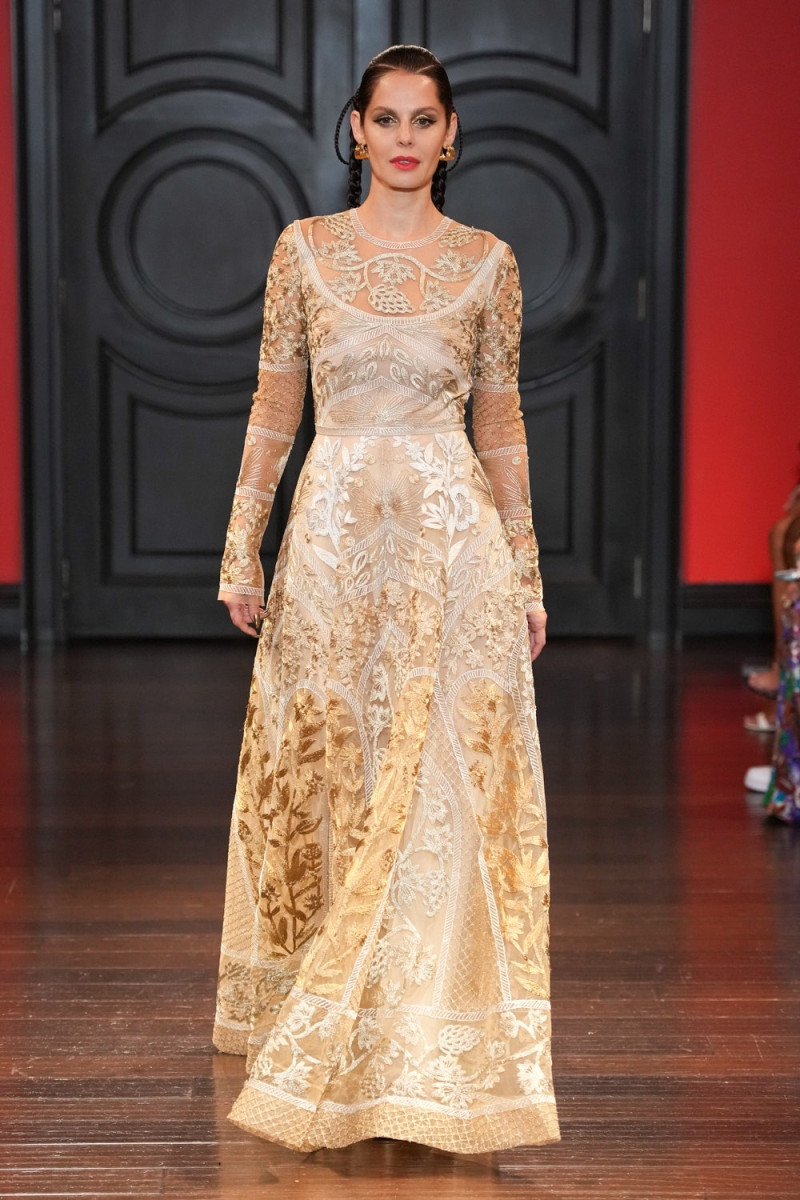 Naeem Khan fashion show for Spring/Summer 2024