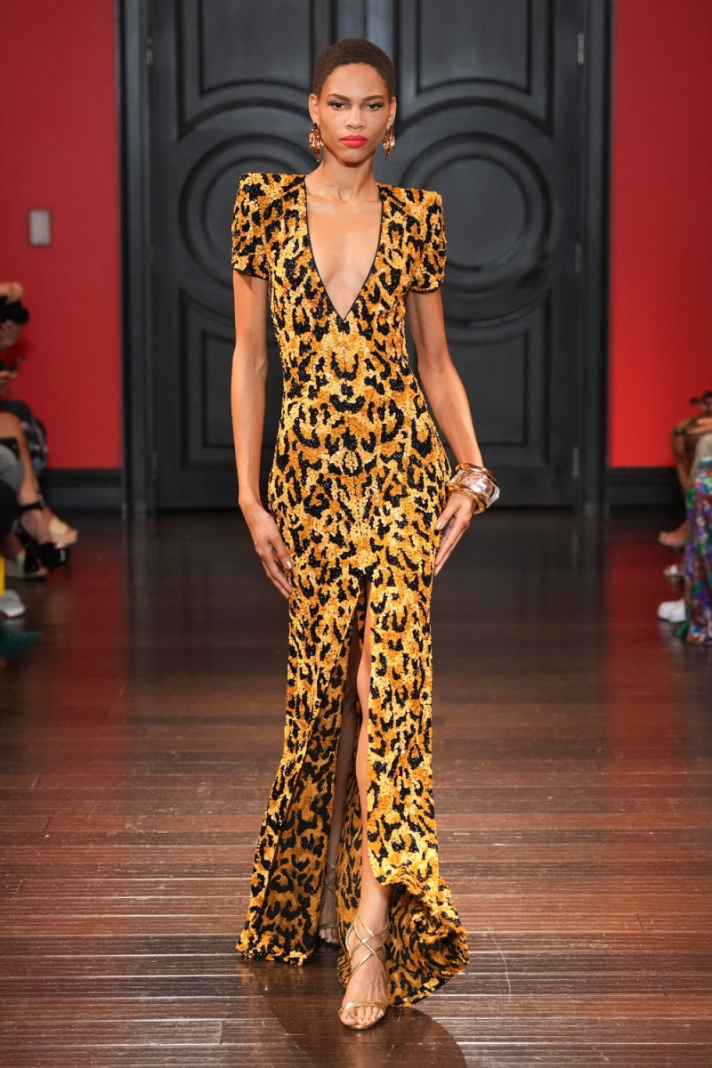 Naeem Khan fashion show for Spring/Summer 2024