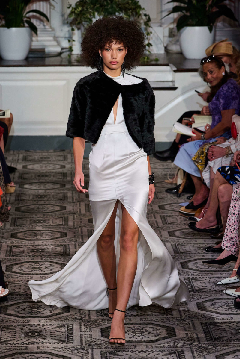 Dennis Basso fashion show for Spring/Summer 2024