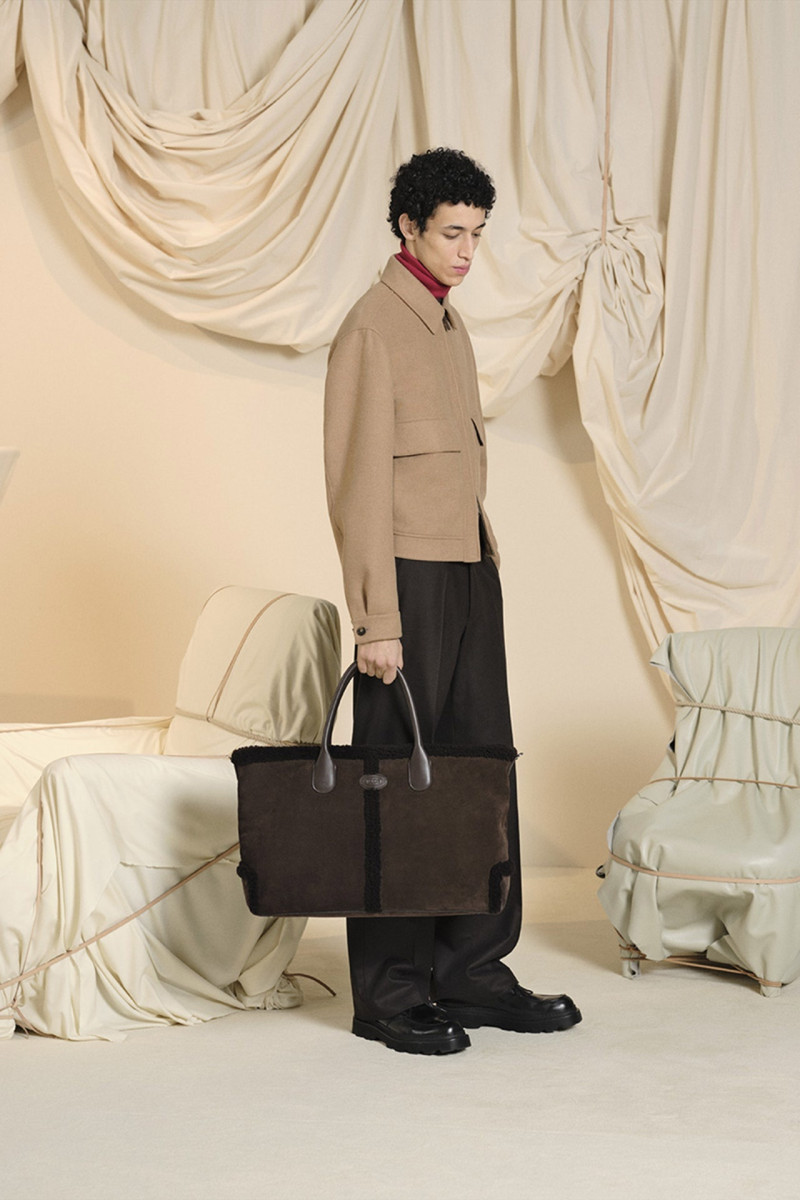 Tod\'s lookbook for Autumn/Winter 2024