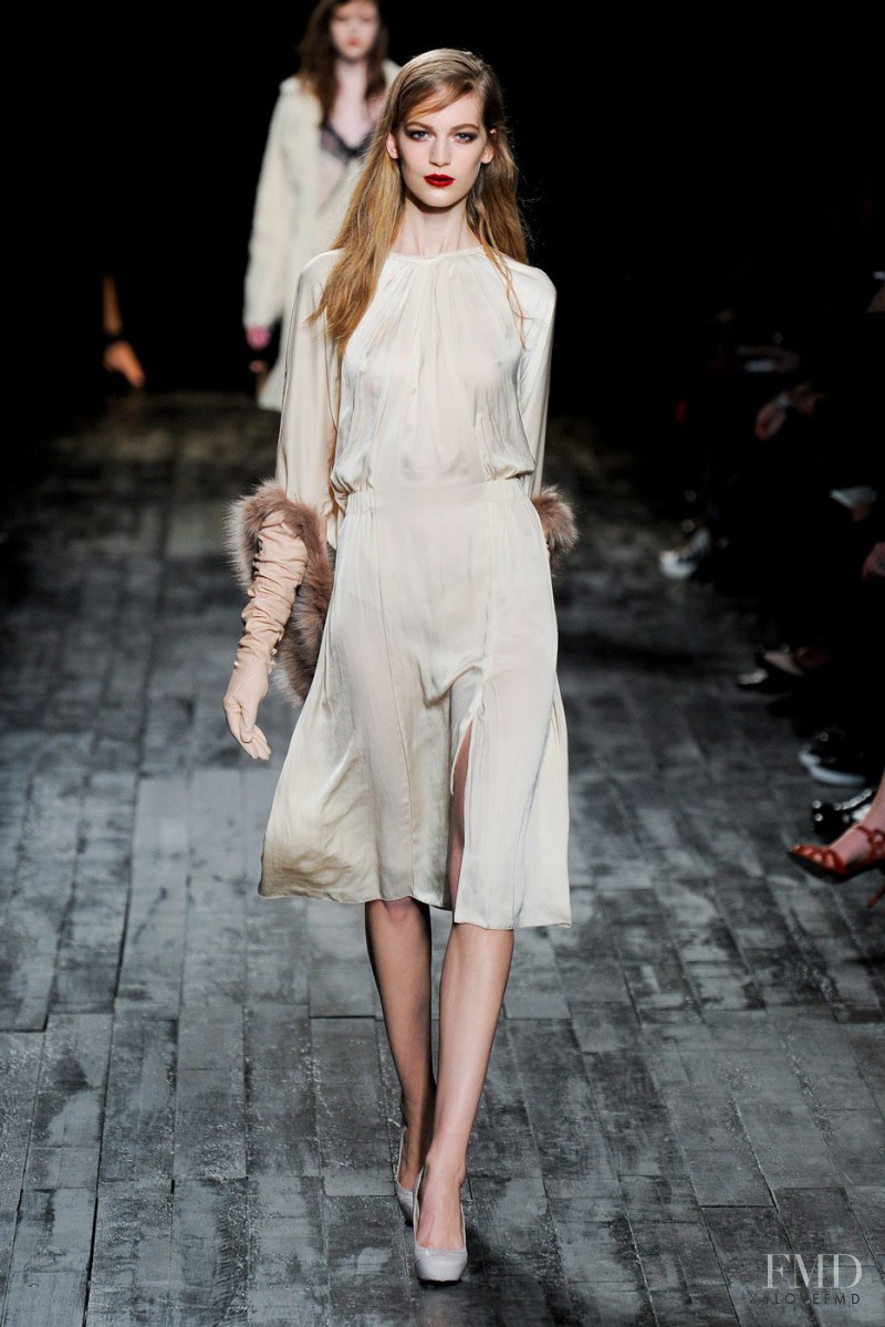 Vanessa Axente featured in  the Nina Ricci fashion show for Autumn/Winter 2012