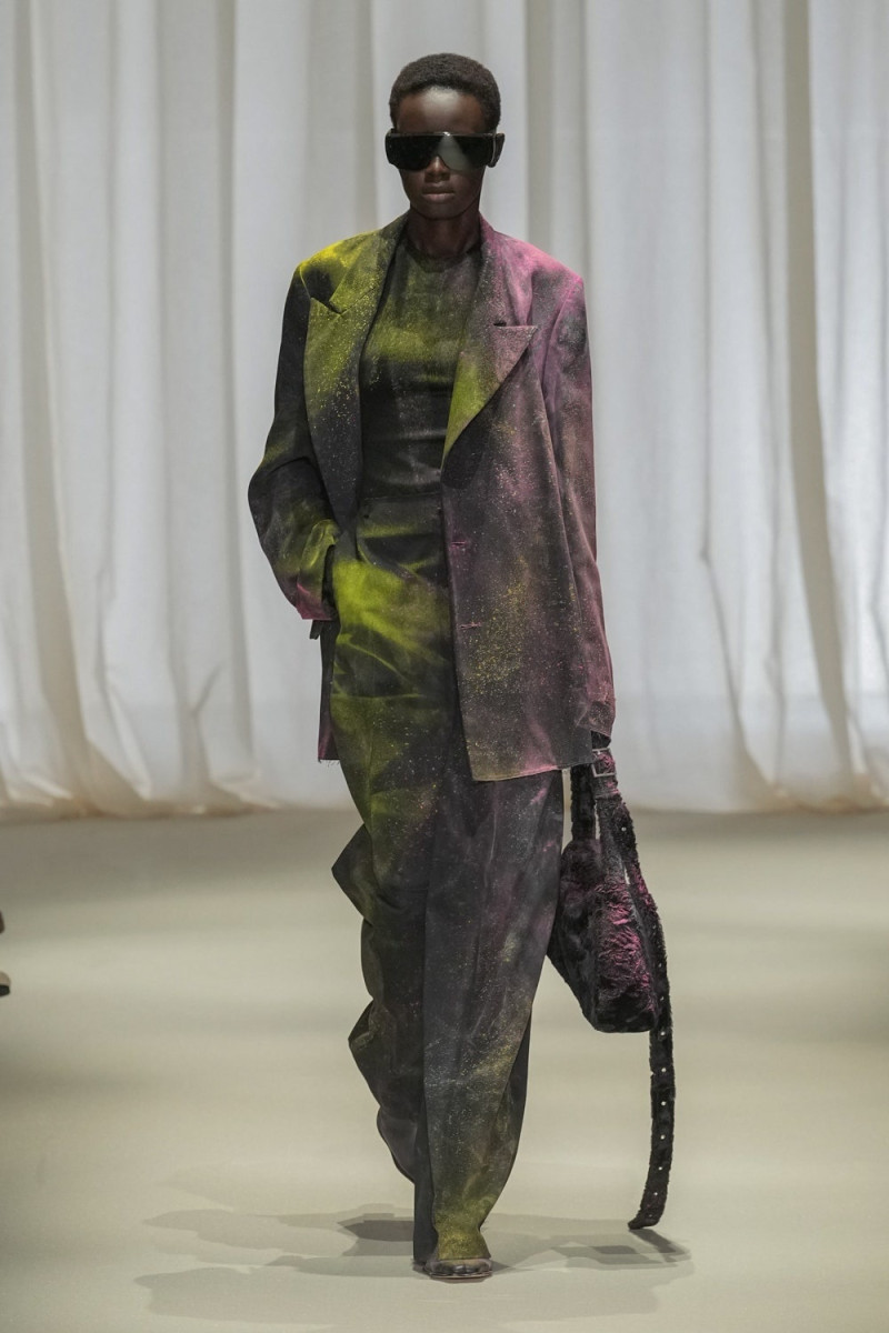 MM6 Maison Martin Margiela fashion show for Autumn/Winter 2024