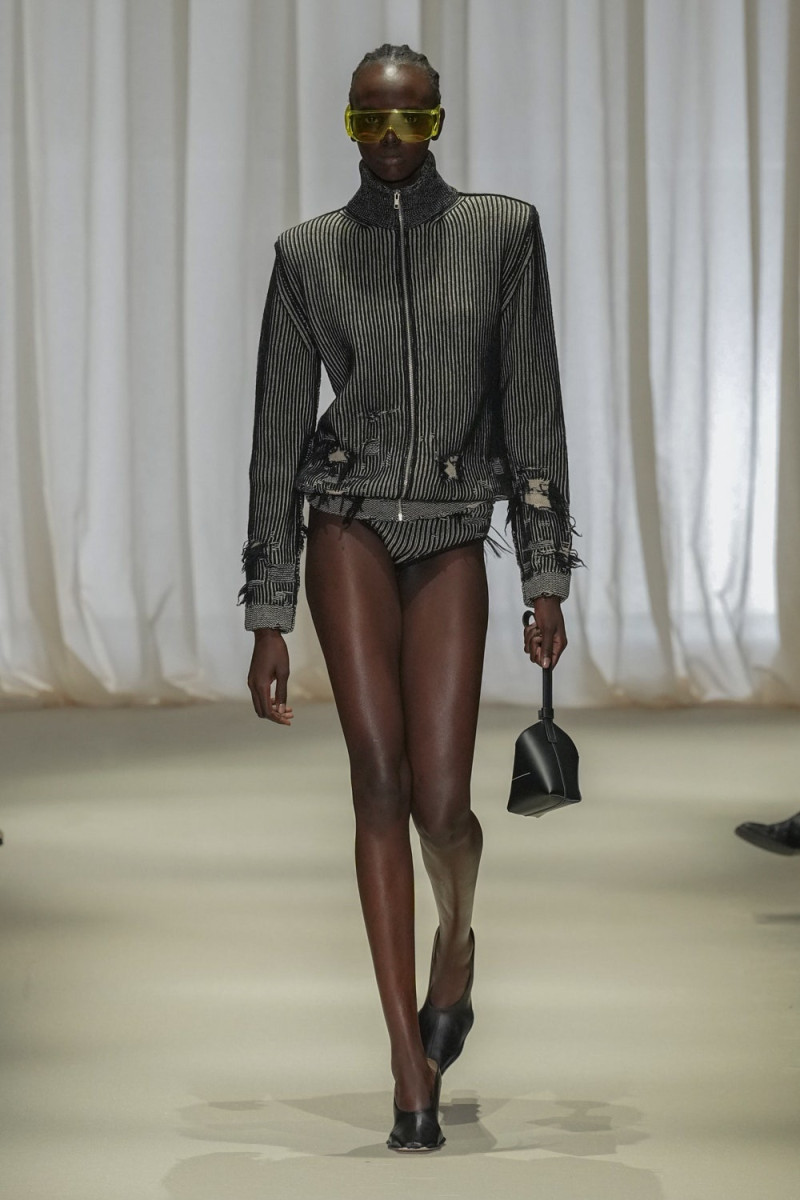 MM6 Maison Martin Margiela fashion show for Autumn/Winter 2024