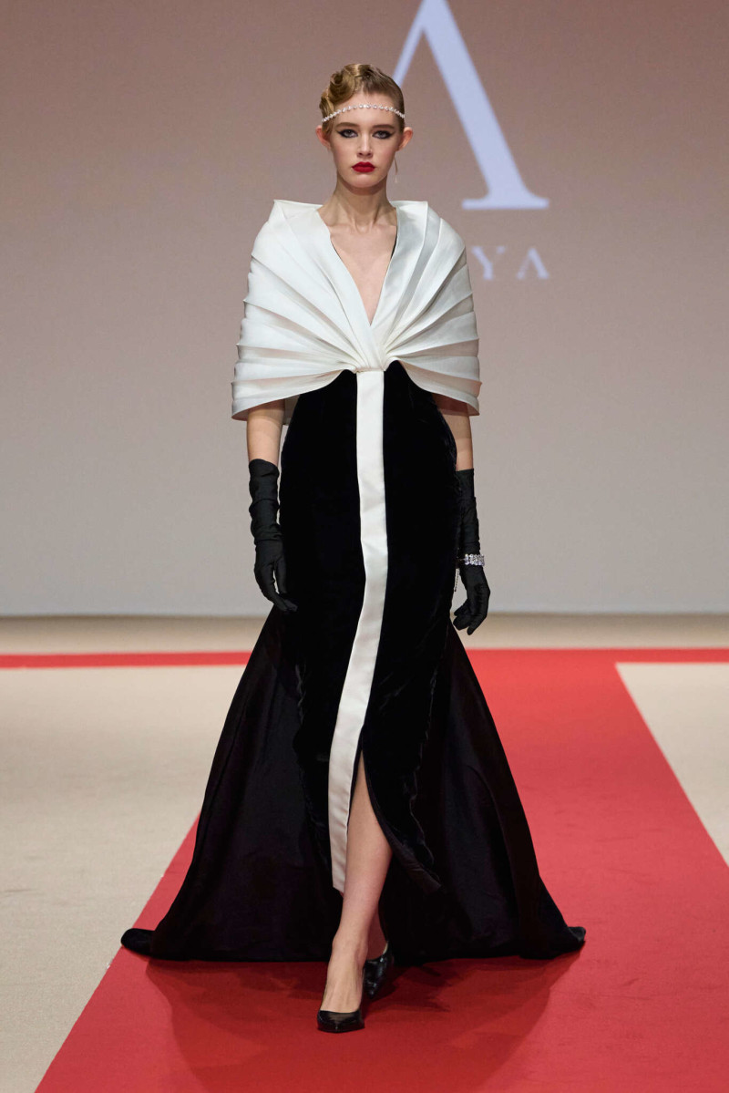 Anaya by Kiran Chaudhry fashion show for Autumn/Winter 2024