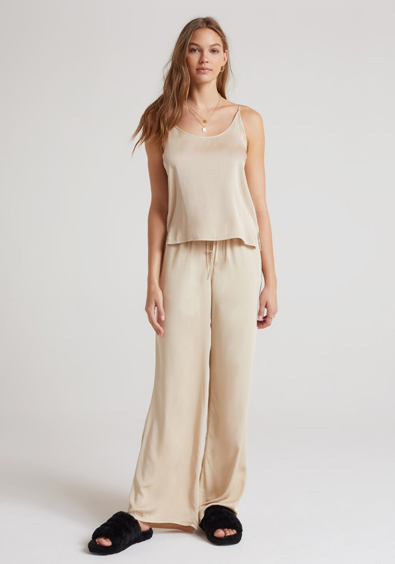 Daria Mikolajczak featured in  the Bella Dahl catalogue for Spring/Summer 2021