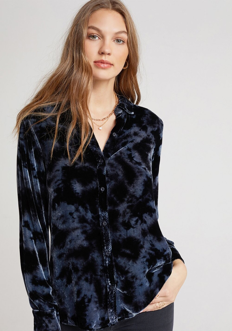 Daria Mikolajczak featured in  the Bella Dahl catalogue for Spring/Summer 2021
