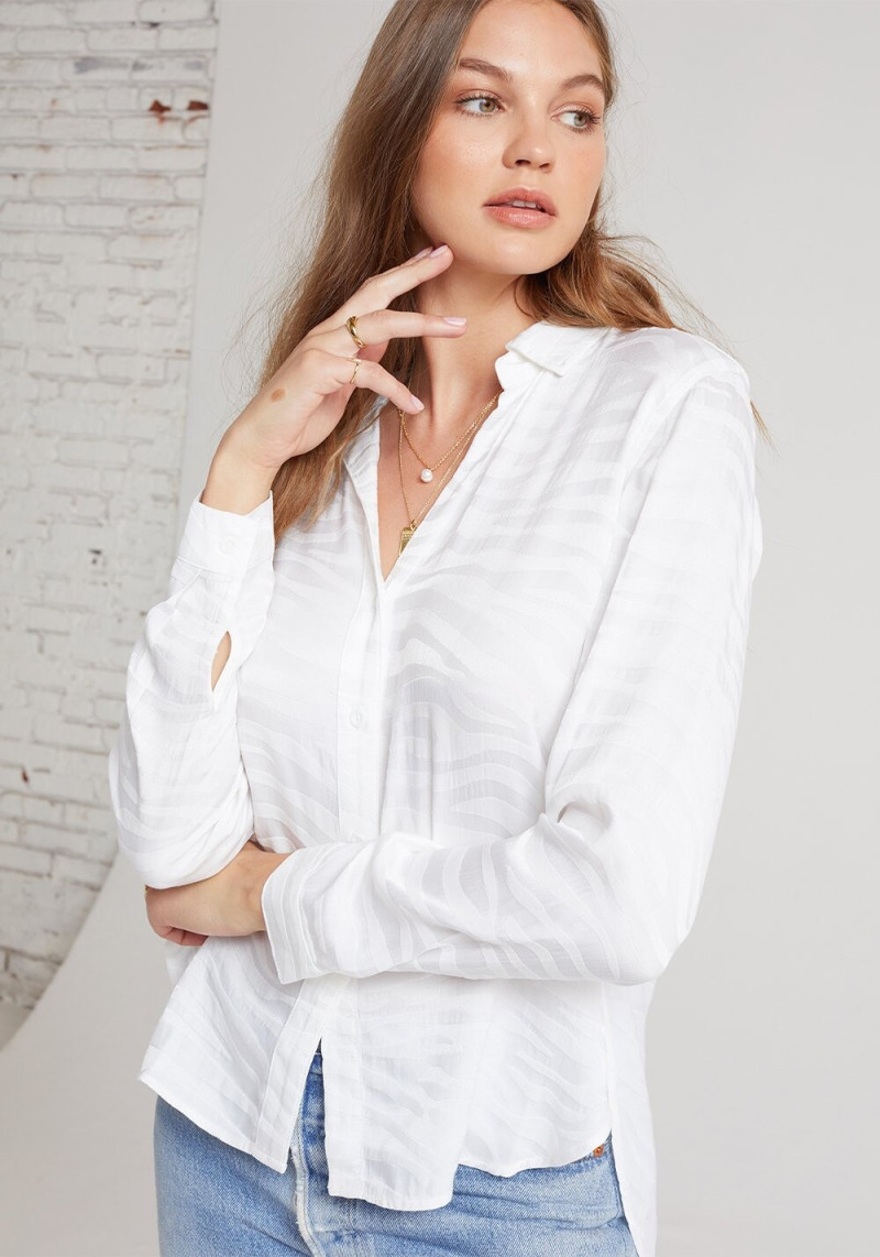 Daria Mikolajczak featured in  the Bella Dahl catalogue for Spring/Summer 2021