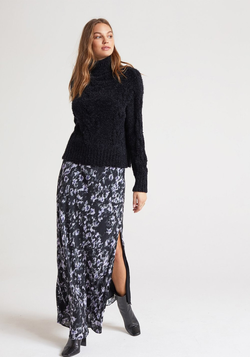 Daria Mikolajczak featured in  the Bella Dahl catalogue for Spring/Summer 2021