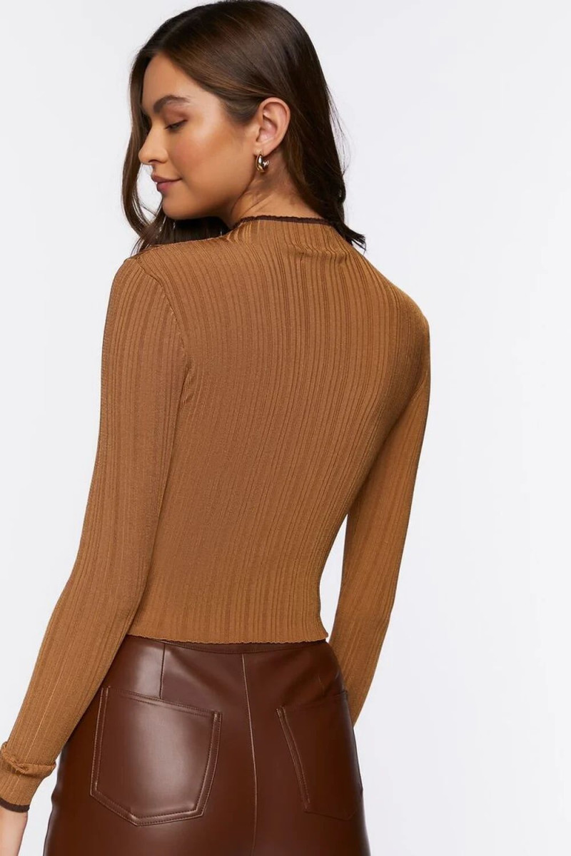 Kiana Carroll featured in  the Forever 21 catalogue for Autumn/Winter 2022