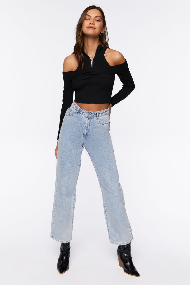 Kiana Carroll featured in  the Forever 21 catalogue for Autumn/Winter 2022