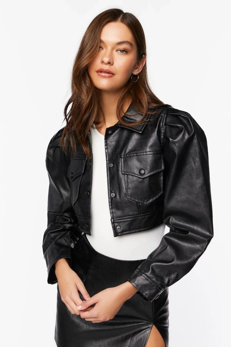 Kiana Carroll featured in  the Forever 21 catalogue for Autumn/Winter 2022