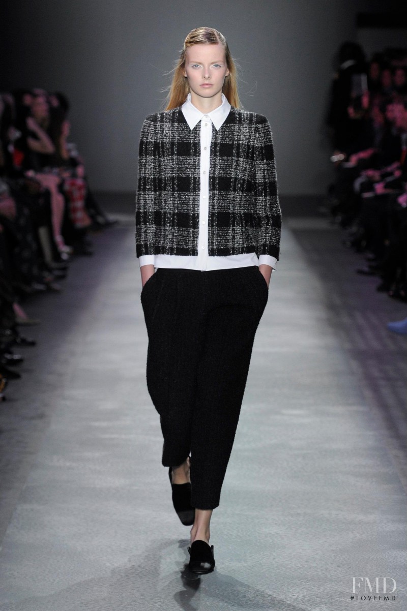 Elza Luijendijk Matiz featured in  the Giambattista Valli fashion show for Autumn/Winter 2012