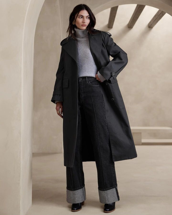 Kyla Grandy featured in  the Banana Republic catalogue for Autumn/Winter 2023