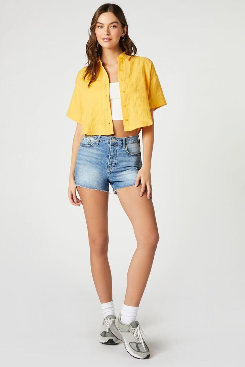 Kiana Carroll featured in  the Forever 21 catalogue for Spring/Summer 2023