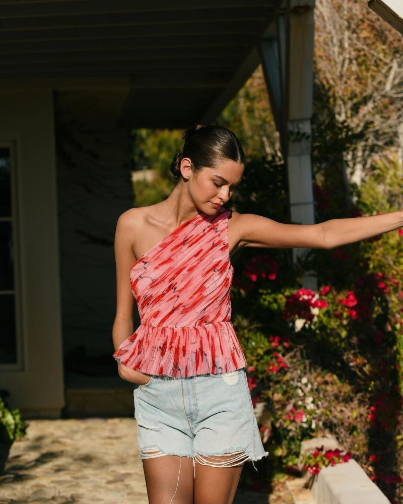 Kiana Carroll featured in  the Hutch Design advertisement for Spring/Summer 2023