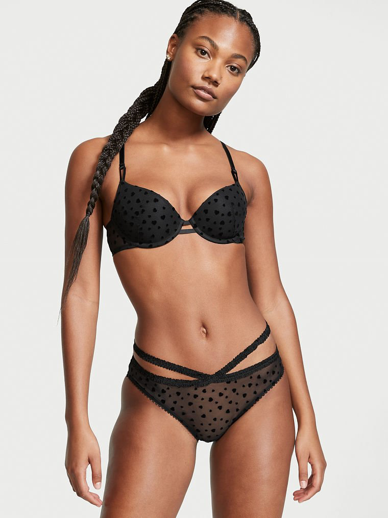 Ange-Marie Moutambou featured in  the Victoria\'s Secret catalogue for Spring/Summer 2022